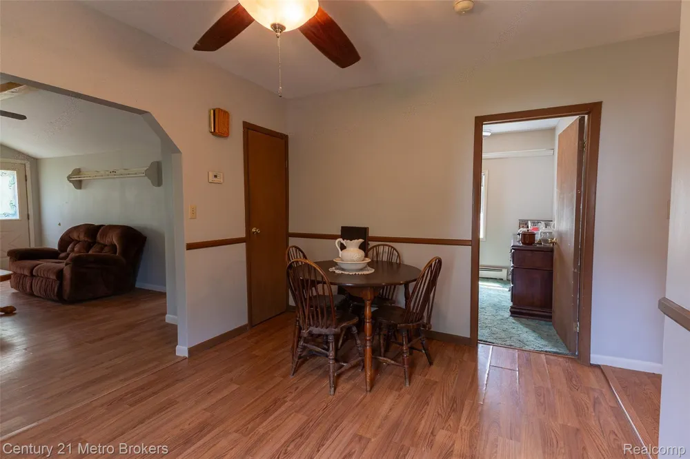 3063 Stockbridge Street Genesee Charter Township, MI 48506