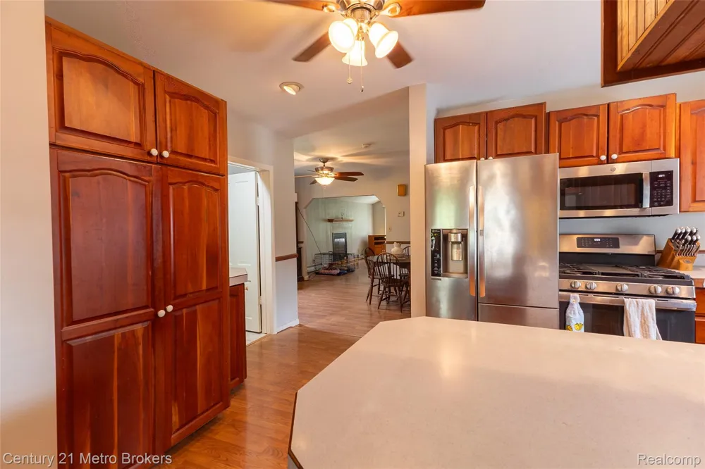 3063 Stockbridge Street Genesee Charter Township, MI 48506
