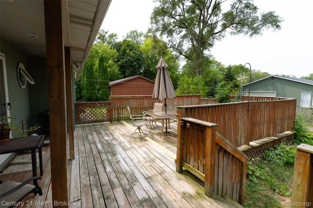 3063 Stockbridge Street Genesee Charter Township, MI 48506