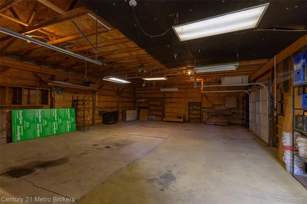 3063 Stockbridge Street Genesee Charter Township, MI 48506