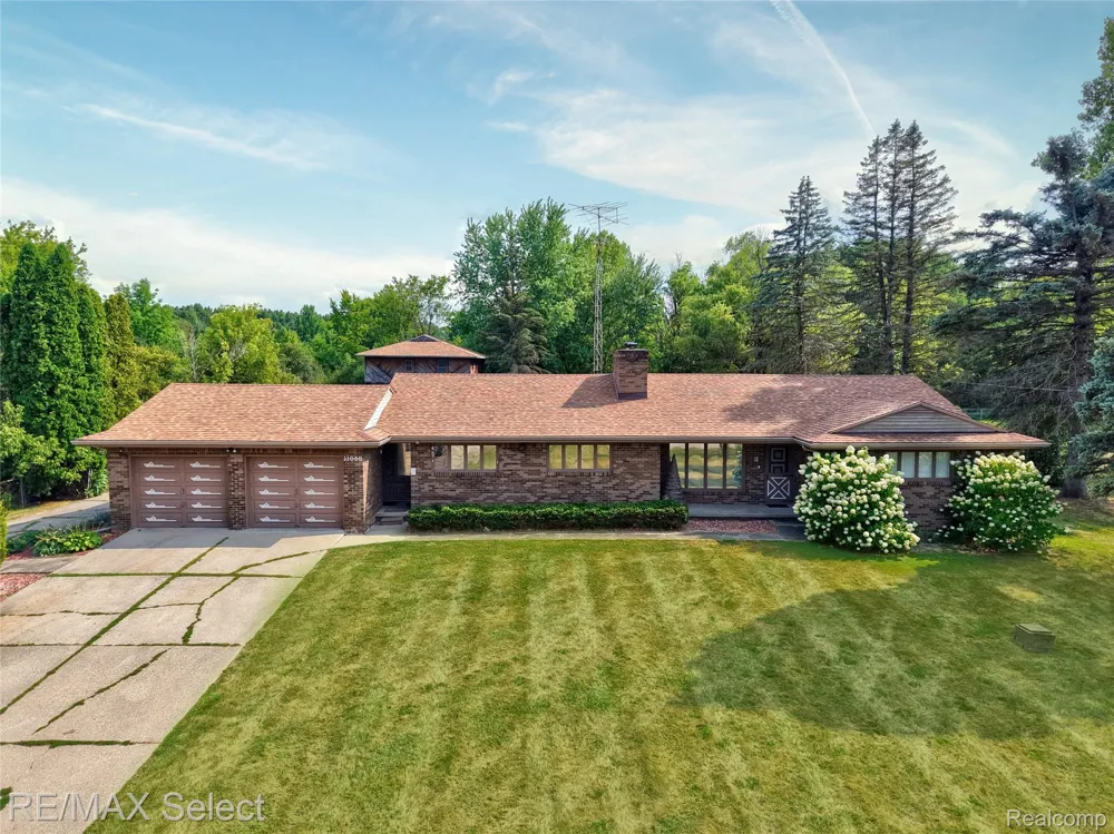 11080 Lapeer Road Davison Township, MI 48423