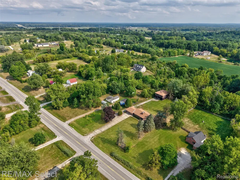 11080 Lapeer Road Davison Township, MI 48423