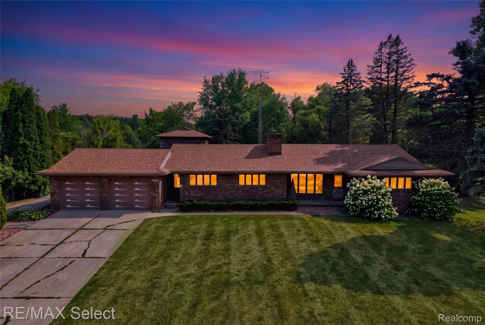 11080 Lapeer Road Davison Township, MI 48423