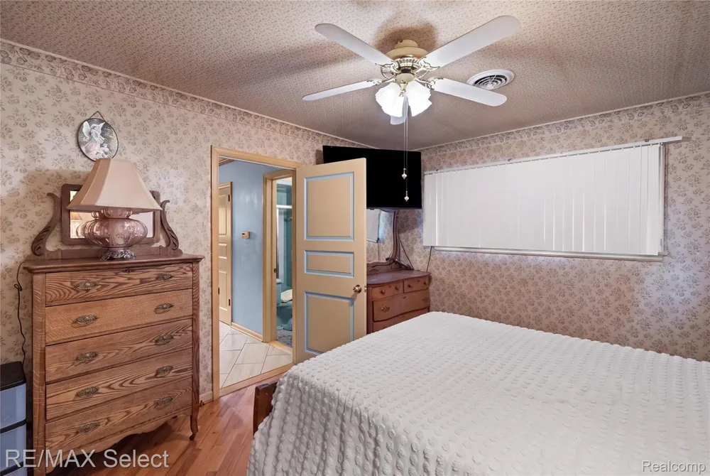 11080 Lapeer Road Davison Township, MI 48423