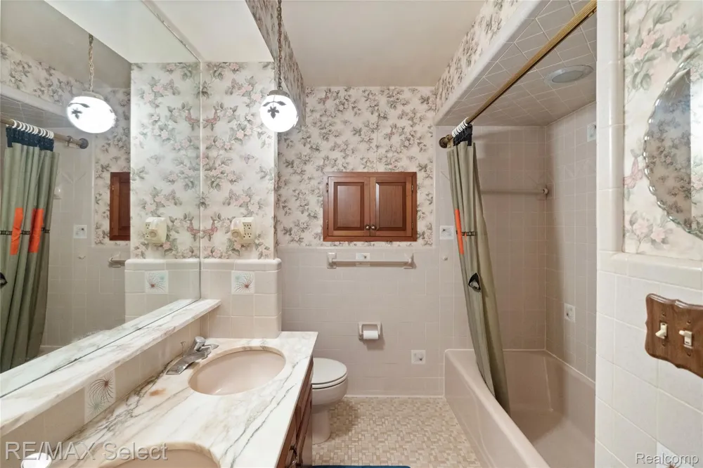 11080 Lapeer Road Davison Township, MI 48423