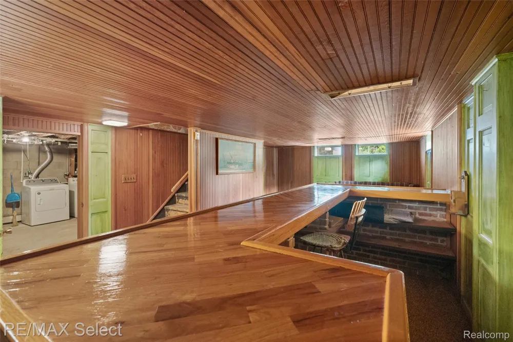11080 Lapeer Road Davison Township, MI 48423