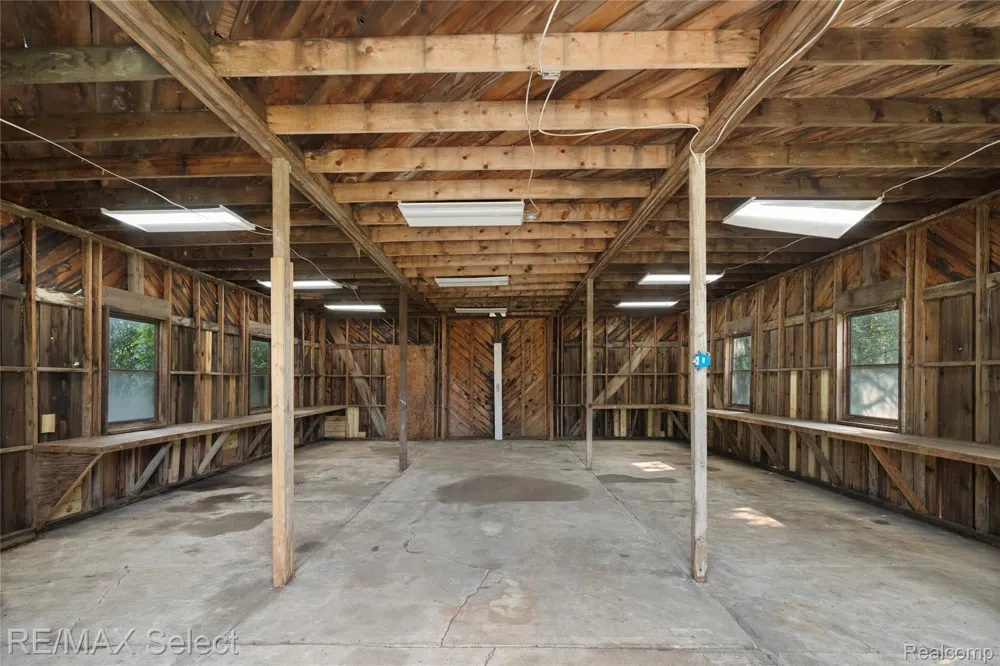 11080 Lapeer Road Davison Township, MI 48423