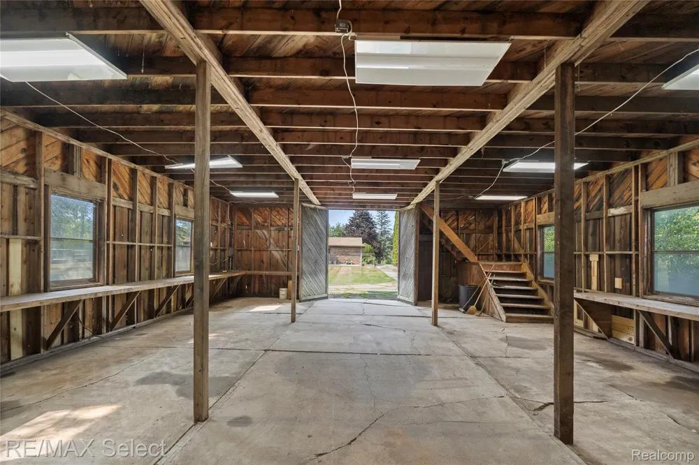 11080 Lapeer Road Davison Township, MI 48423
