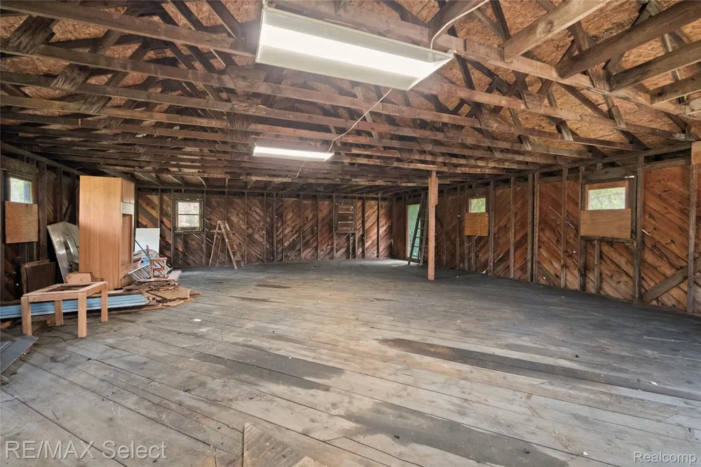11080 Lapeer Road Davison Township, MI 48423