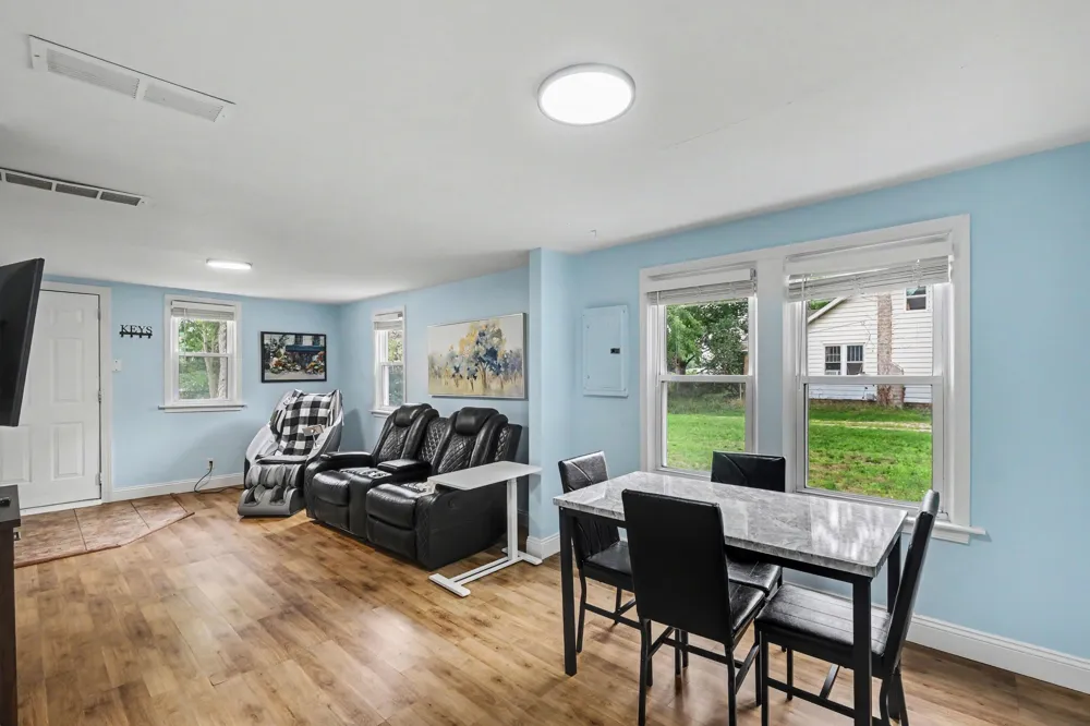 933 Benjamin Avenue NE Grand Rapids City, MI 49503