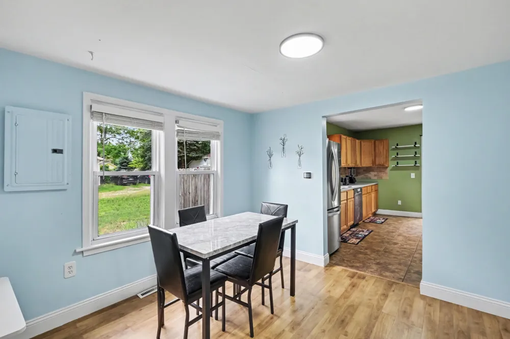 933 Benjamin Avenue NE Grand Rapids City, MI 49503