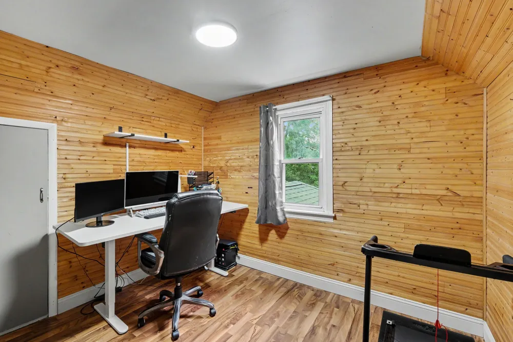 933 Benjamin Avenue NE Grand Rapids City, MI 49503