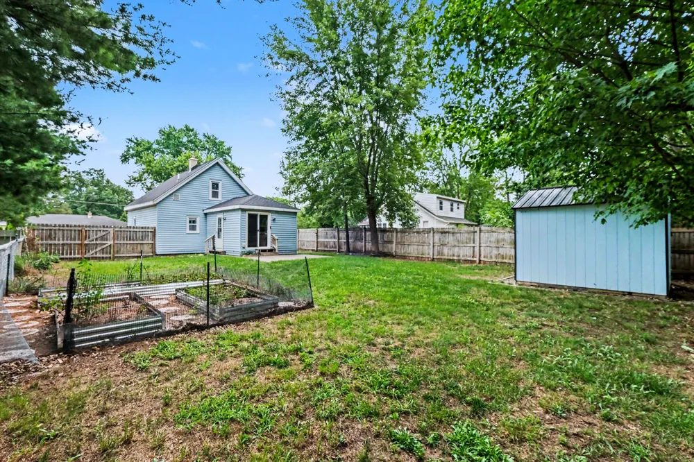 933 Benjamin Avenue NE Grand Rapids City, MI 49503