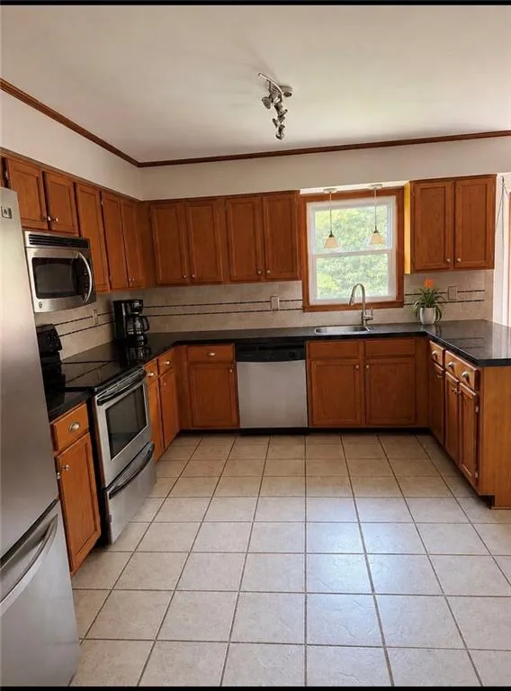 393 New Hope Road Fayetteville, GA 30214