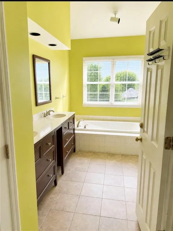 393 New Hope Road Fayetteville, GA 30214