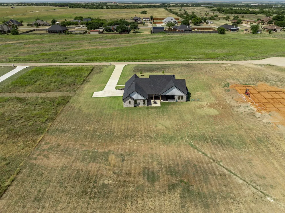220 High Point Drive Hillsboro, TX 76645