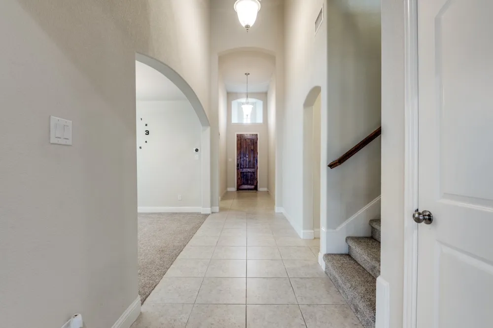 813 Warwick Boulevard Lewisville, TX 75056