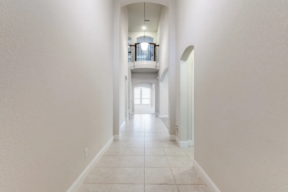 813 Warwick Boulevard Lewisville, TX 75056