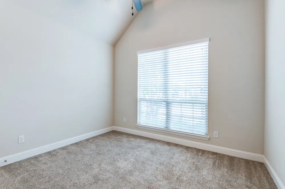 813 Warwick Boulevard Lewisville, TX 75056
