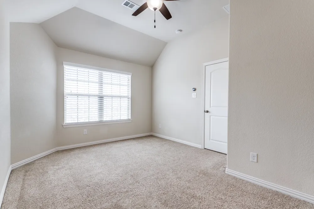 813 Warwick Boulevard Lewisville, TX 75056