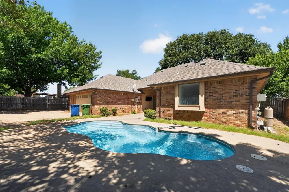 2907 Trail Lake Drive Grapevine, TX 76051