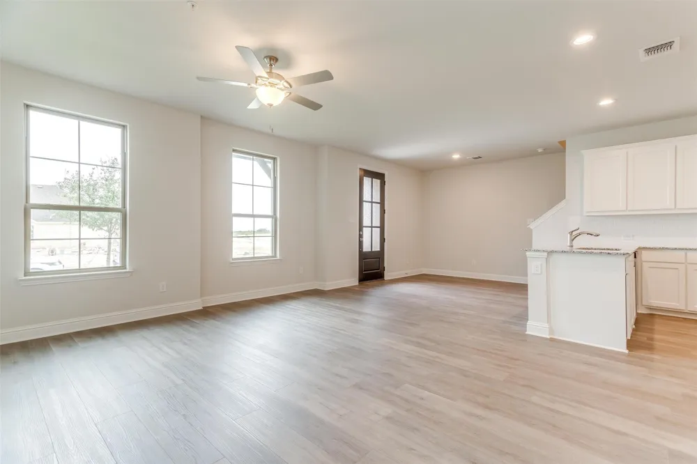 1529 HOmeplace Circle Mansfield, TX 76063