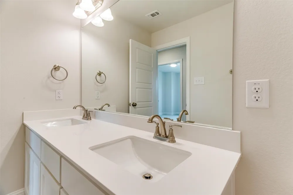 1529 HOmeplace Circle Mansfield, TX 76063