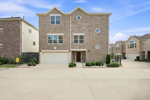 11518 Main Cypress Drive
