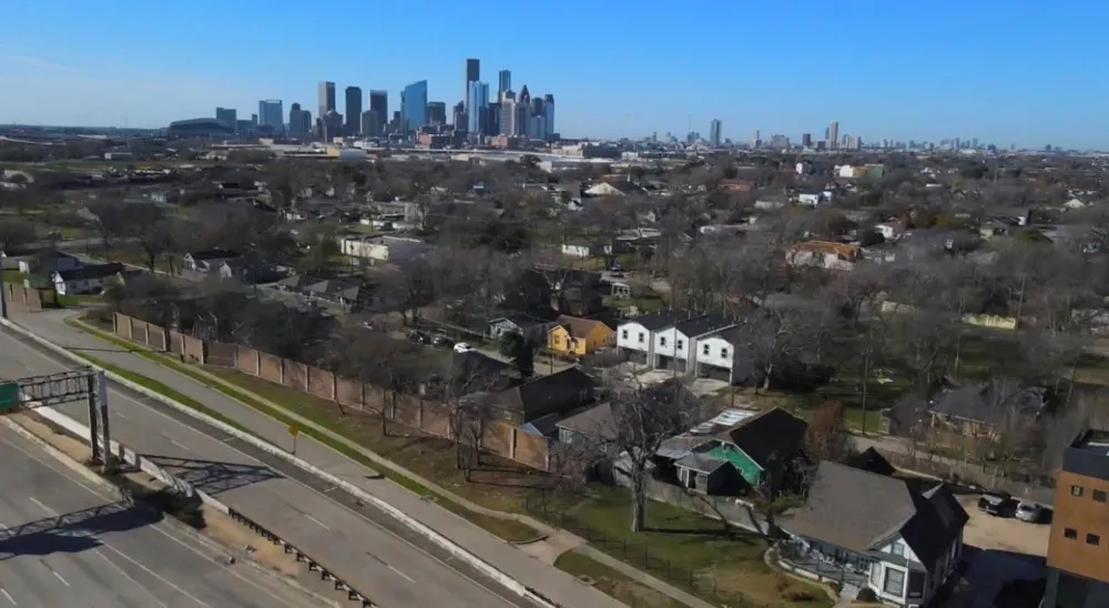 2217 Lee Street Houston, TX 77026