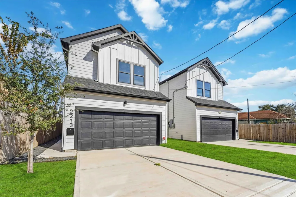 2217 Lee Street Houston, TX 77026