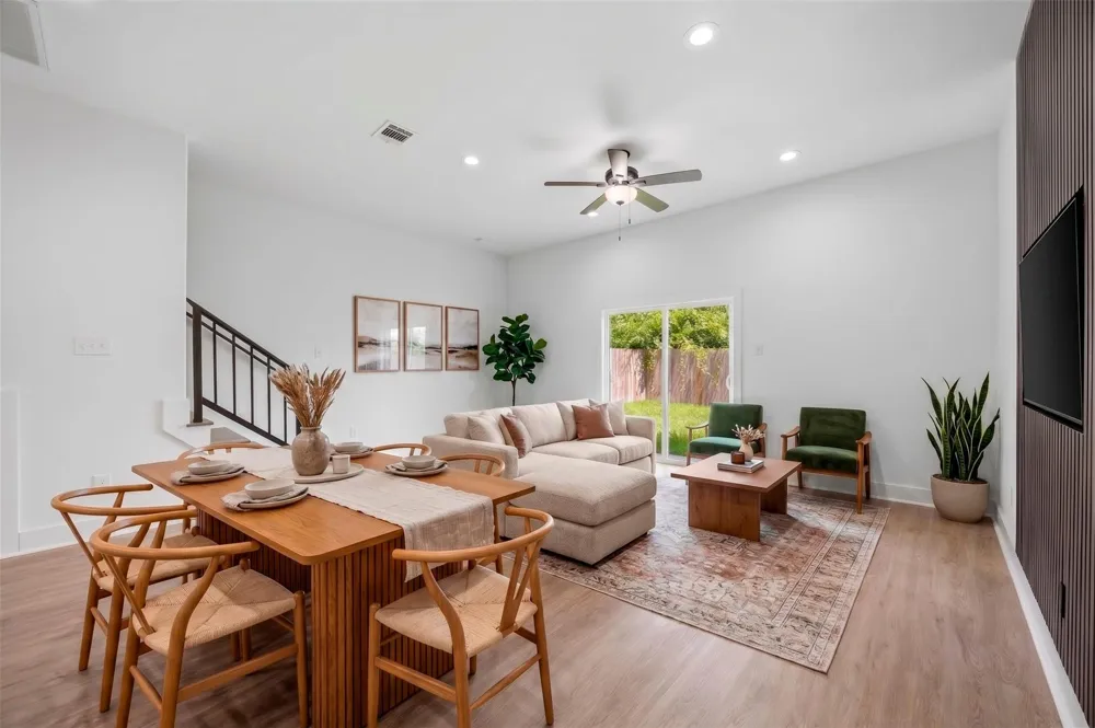 2217 Lee Street Houston, TX 77026