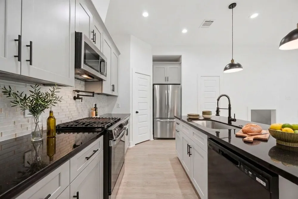 2217 Lee Street Houston, TX 77026