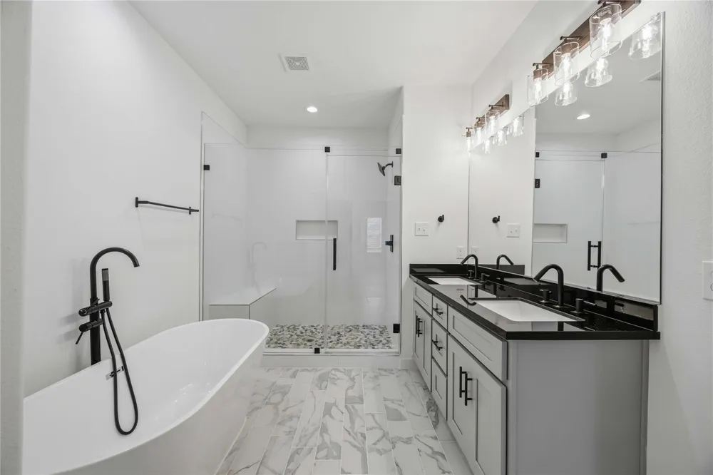 2217 Lee Street Houston, TX 77026