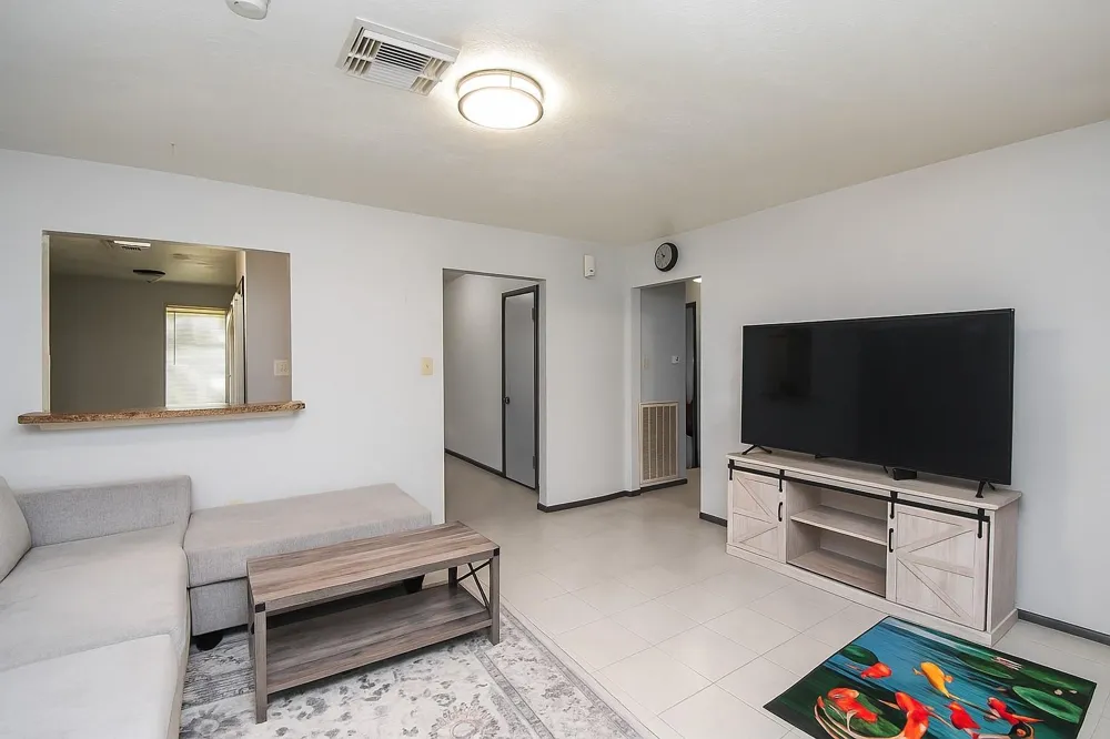12469 Sharpview Drive #2469 Houston, TX 77072
