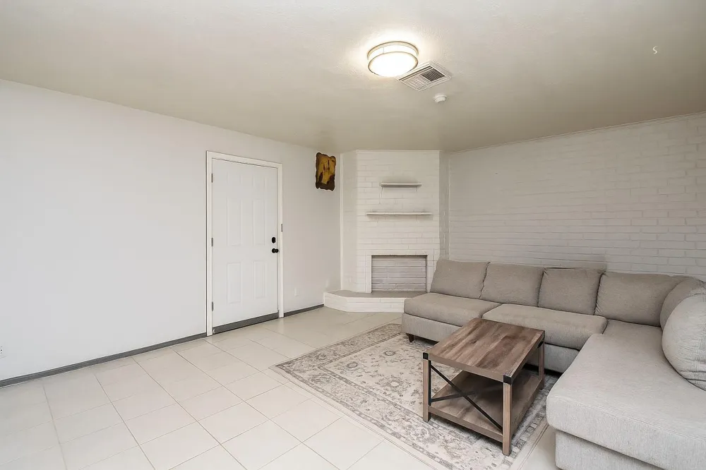 12469 Sharpview Drive #2469 Houston, TX 77072