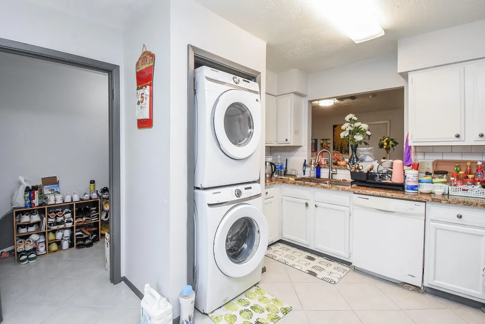12469 Sharpview Drive #2469 Houston, TX 77072
