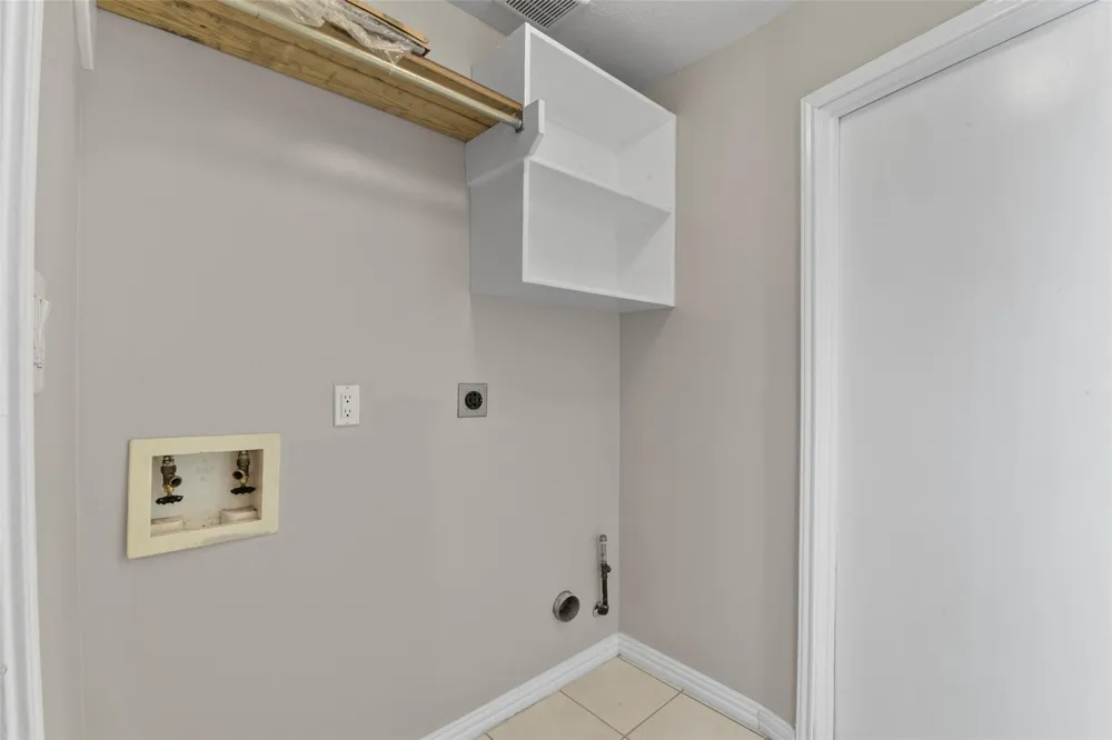 2003 Whitelaw Drive Big Spring, TX 77386