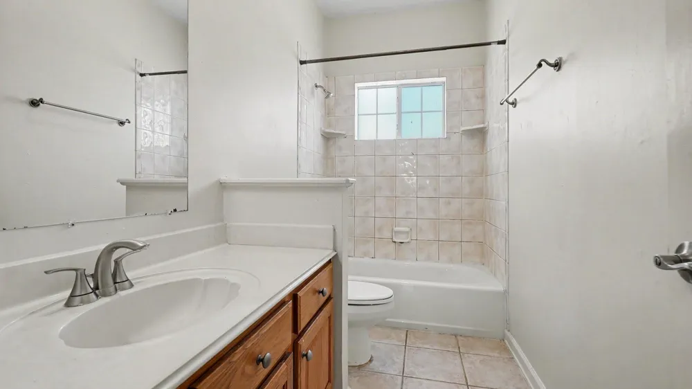 426 27th Street San Leon, TX 77539