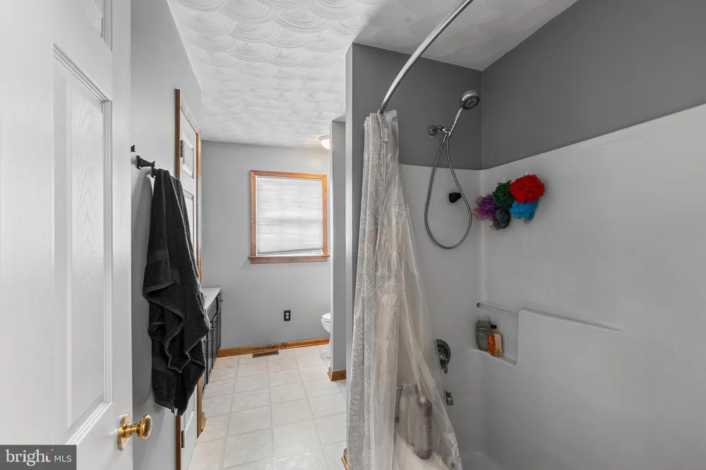 1165 FOX RUN TERRACE Hanover, PA 17331