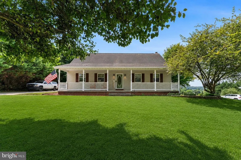 1165 FOX RUN TERRACE Hanover, PA 17331
