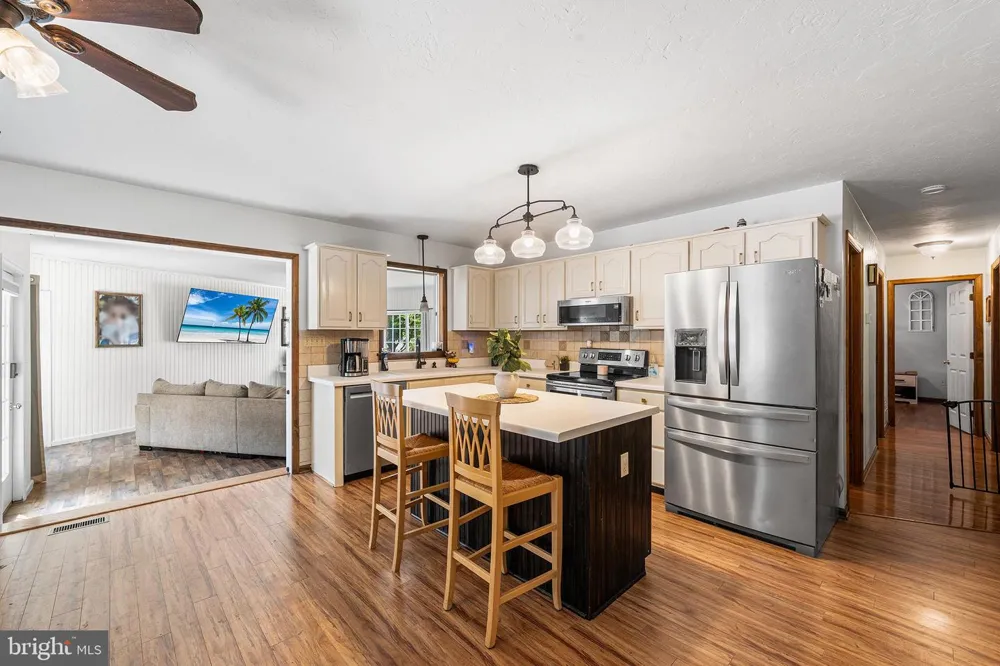 1165 FOX RUN TERRACE Hanover, PA 17331