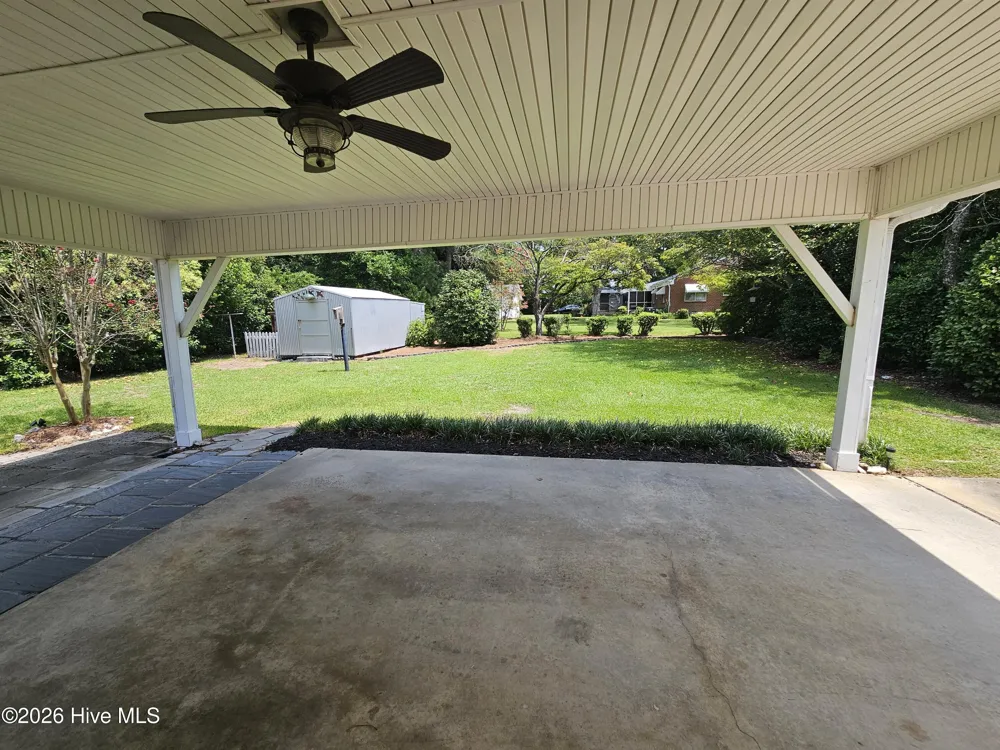 702 Stewart Avenue Clinton, NC 28328