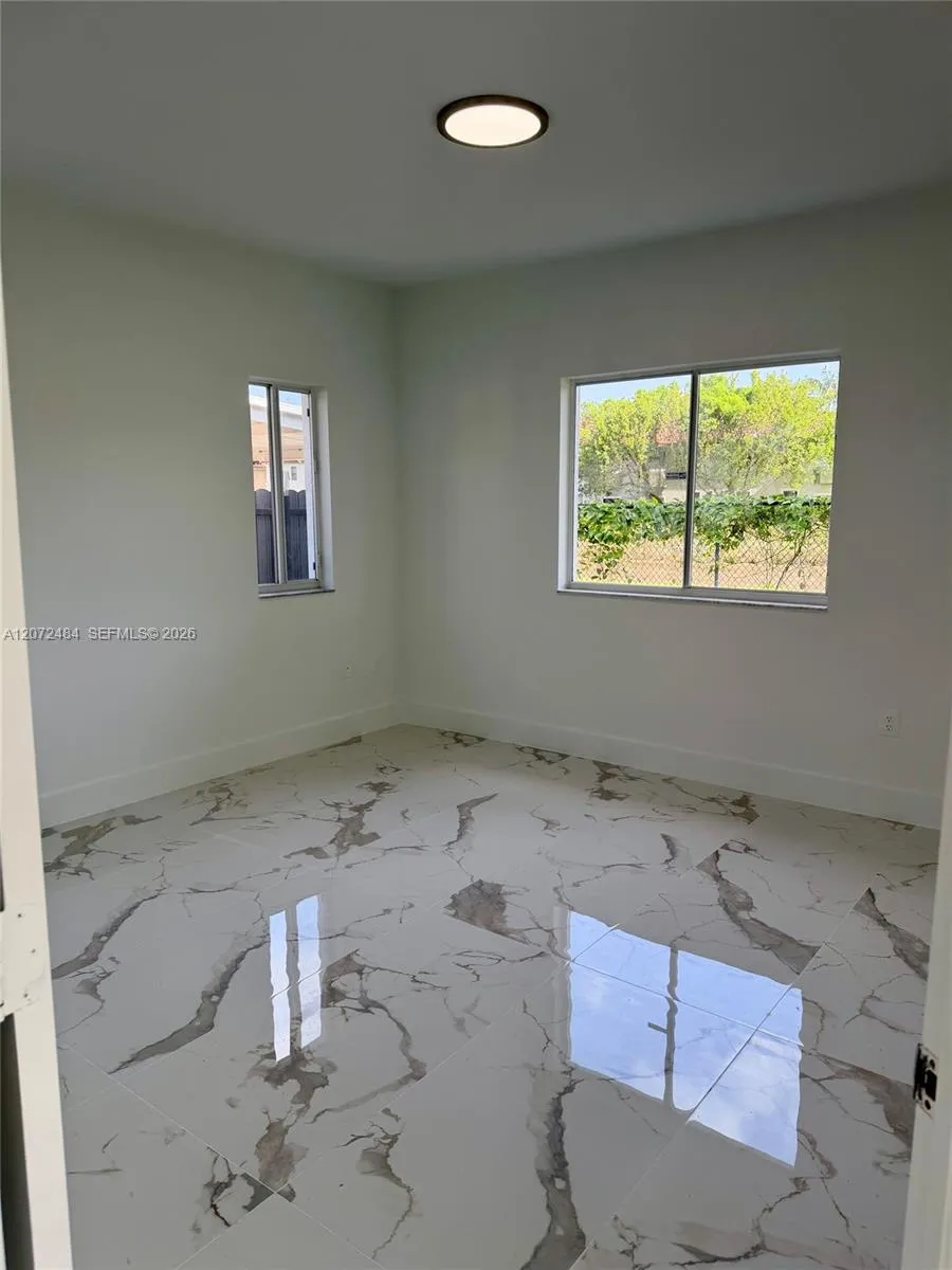 3401 NE 4th St Homestead, FL 33033