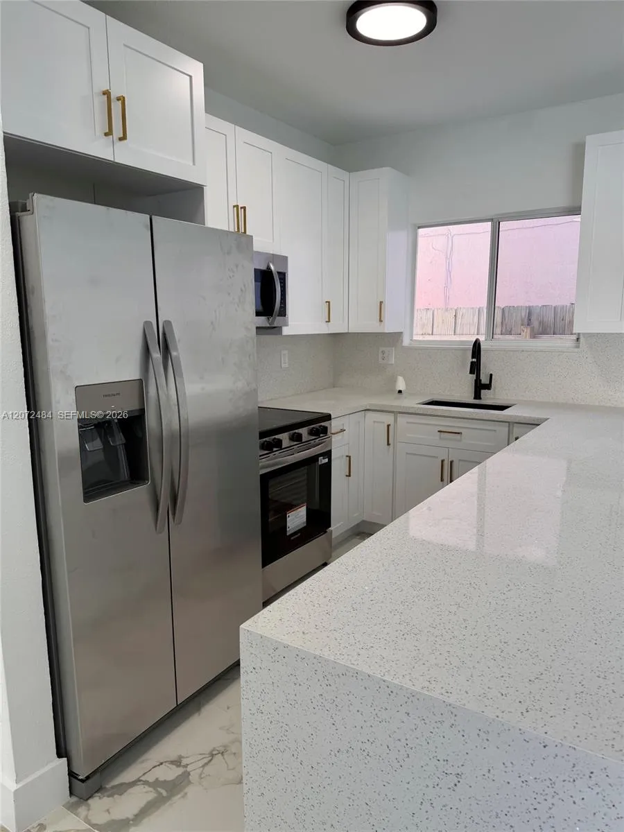 3401 NE 4th St Homestead, FL 33033