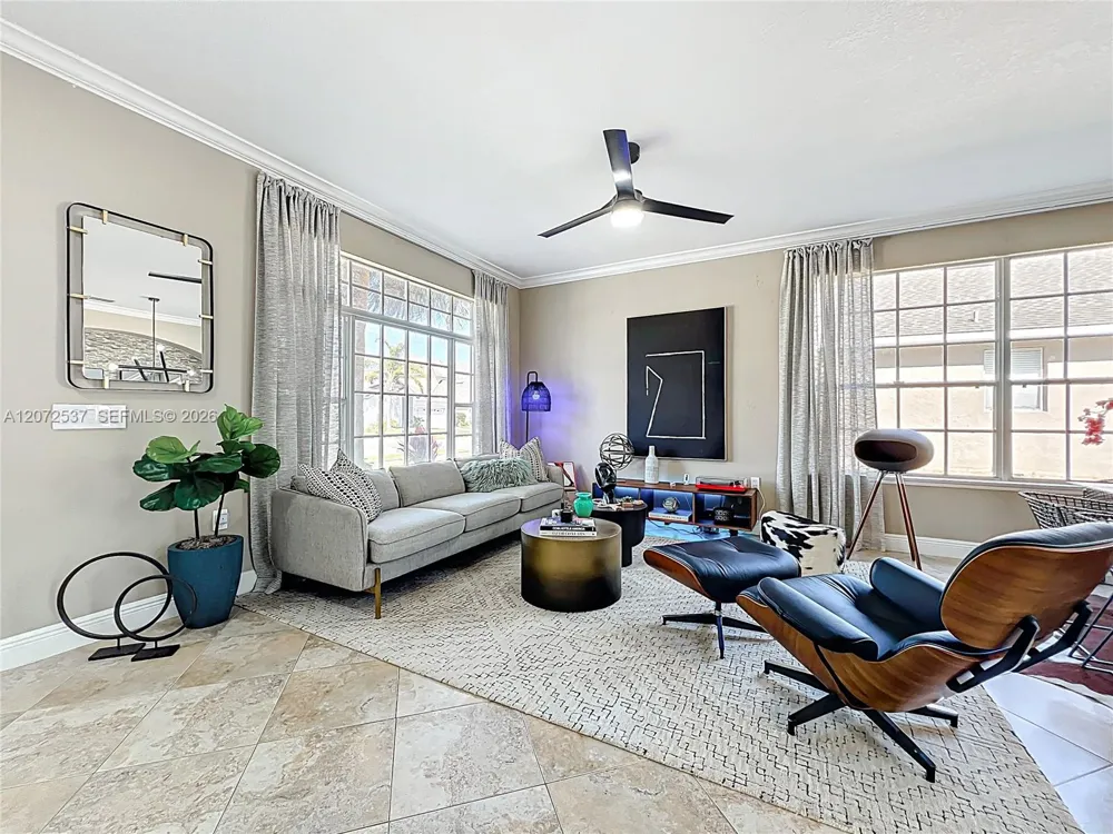 13430 Meadow Bay Loop Orlando, FL 32824