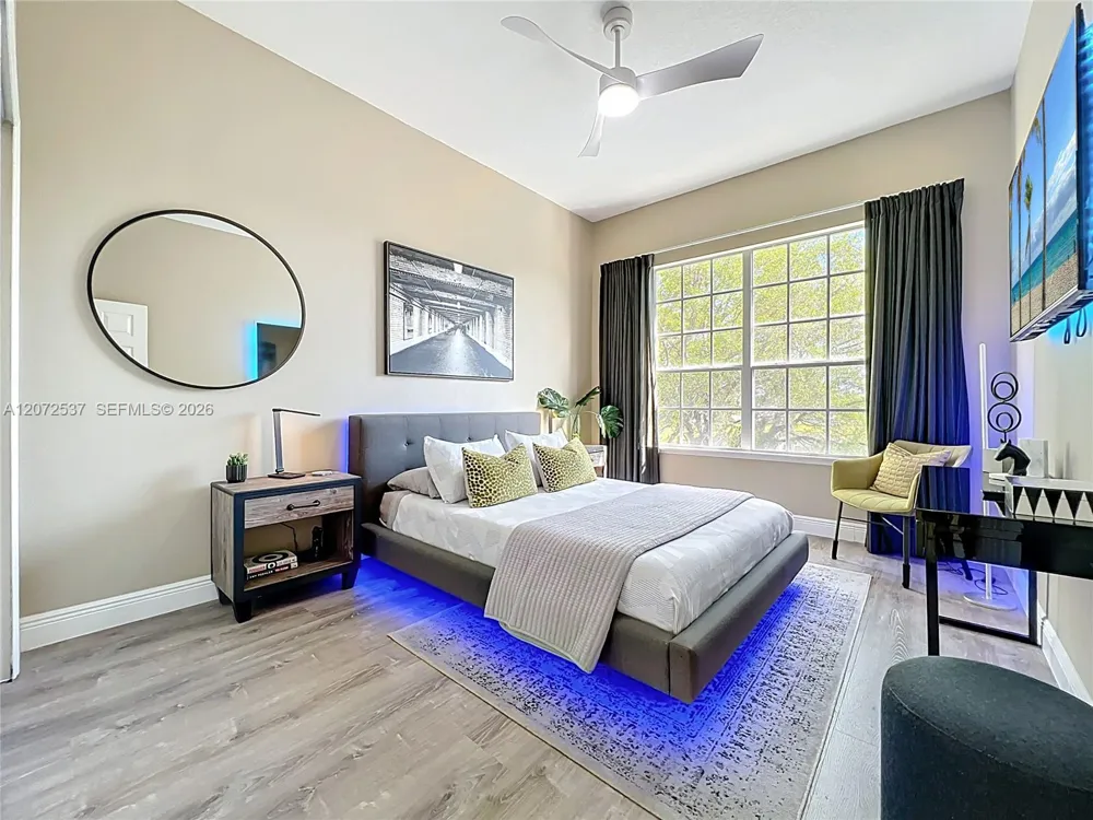 13430 Meadow Bay Loop Orlando, FL 32824