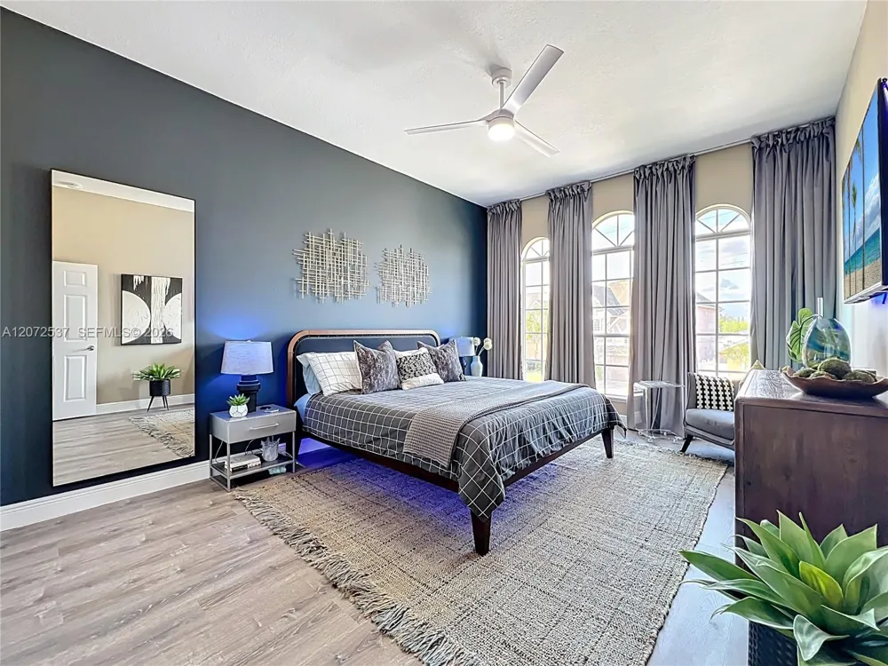 13430 Meadow Bay Loop Orlando, FL 32824