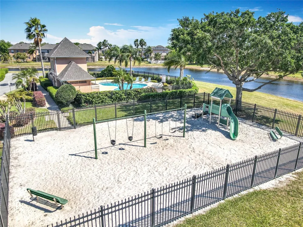 13430 Meadow Bay Loop Orlando, FL 32824