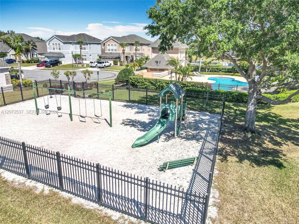 13430 Meadow Bay Loop Orlando, FL 32824
