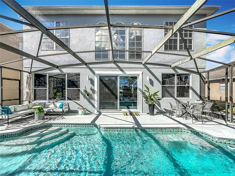 13430 Meadow Bay Loop Orlando, FL 32824